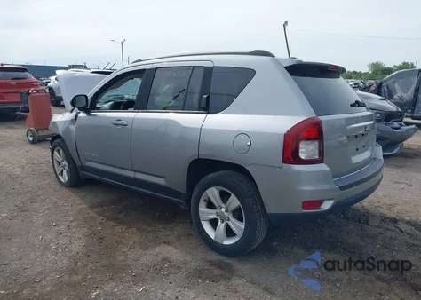 2016 Jeep Compass Sport z USA, uszkodzony, nr VIN 1C4NJCBA6GD665434